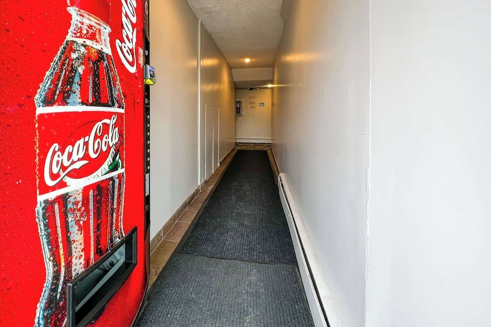 Фото Econo Lodge Motel Village