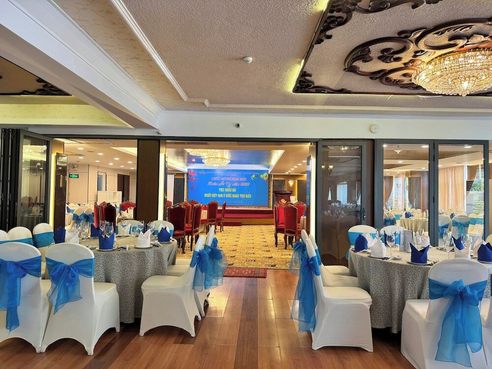 Фото Huong Sen Hotel