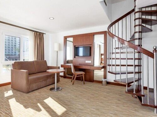 Гостиница Salamis Bay Conti Resort Hotel в Районе Фамагуста