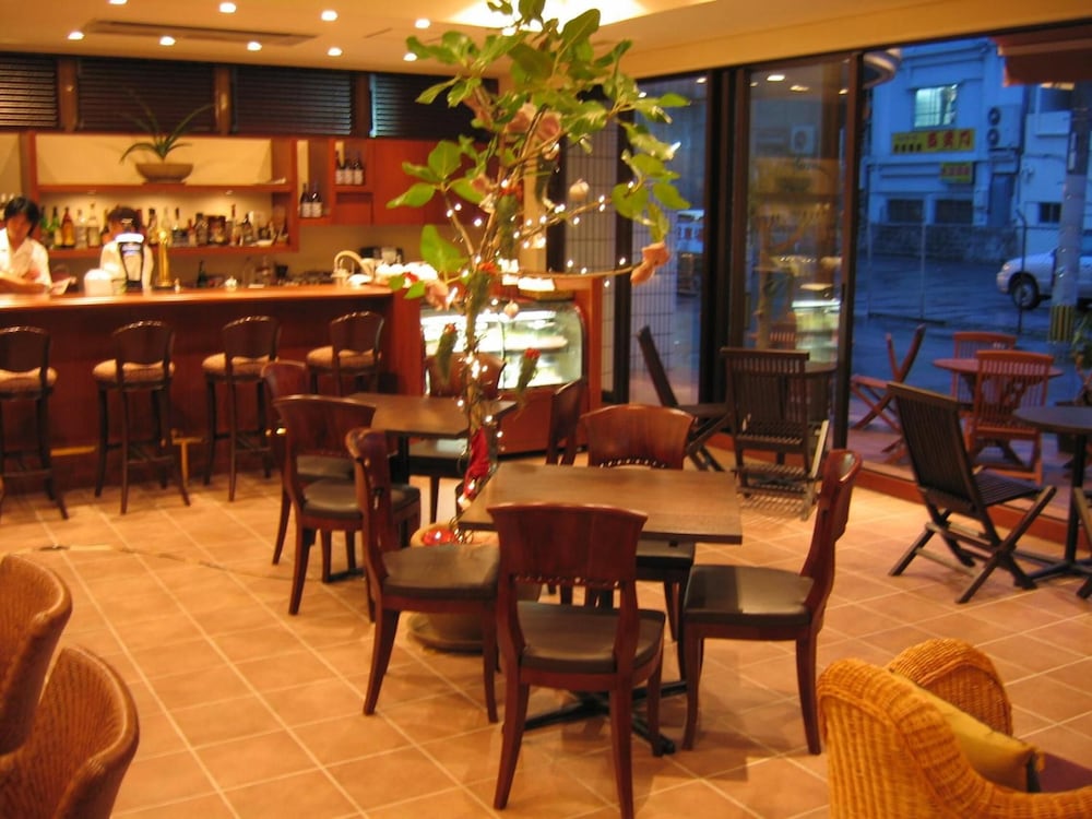 Фото Ryukyu Sun Royal Hotel