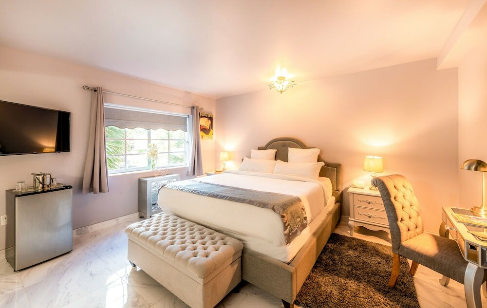 Фото Secret Garden Miami Beach