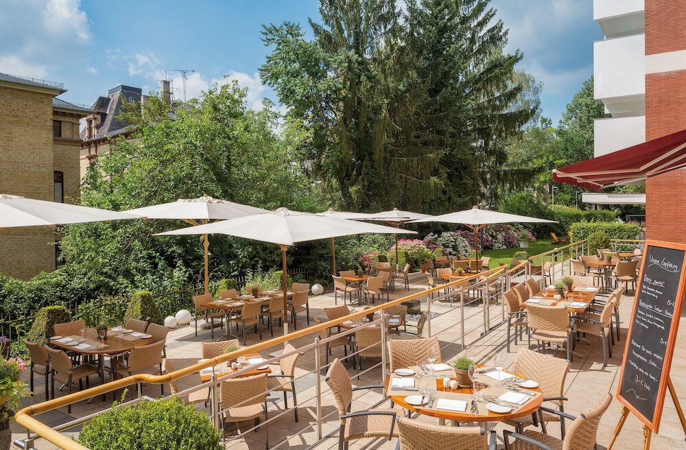 Фото Hotel Oranien Wiesbaden