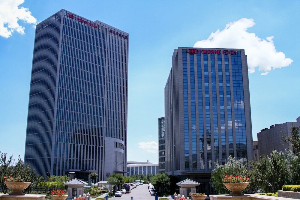 Фото Crowne Plaza Tianjin Meijiangnan