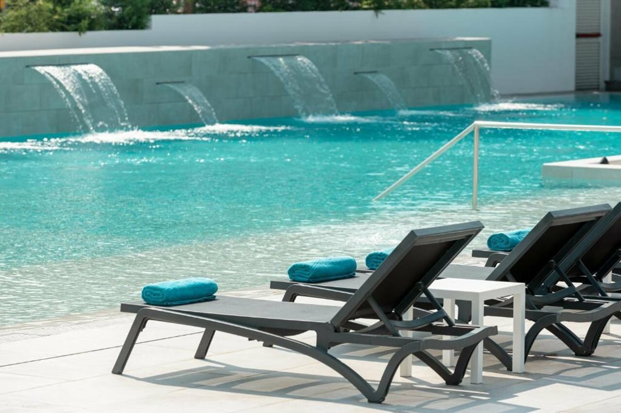 Фото L’Azure Hotel