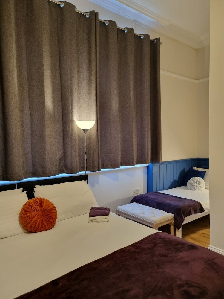 Фото The Windmill