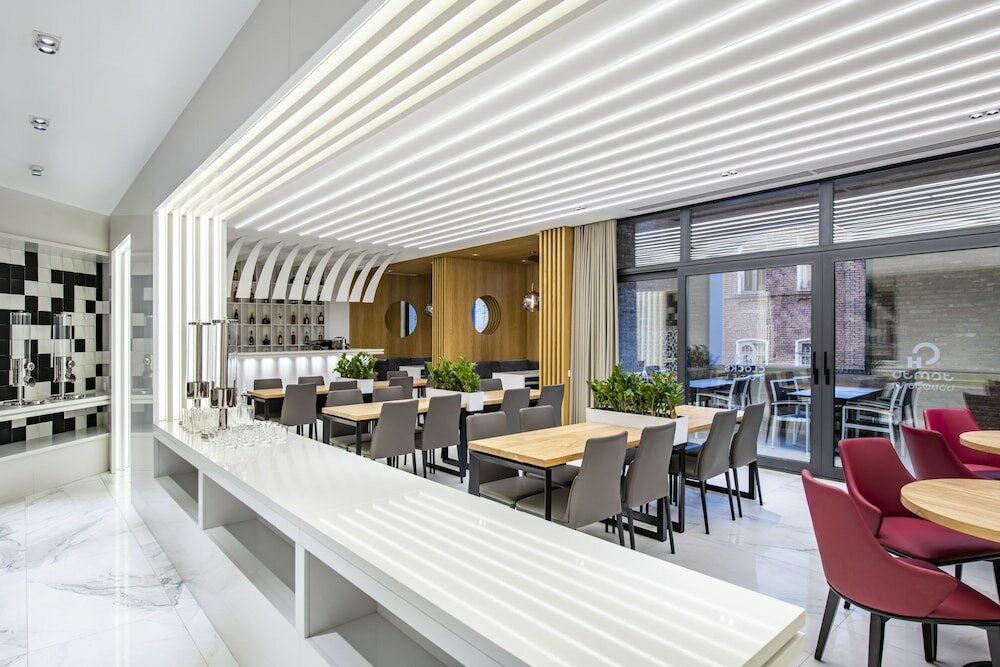 Фото Clocks Hotel