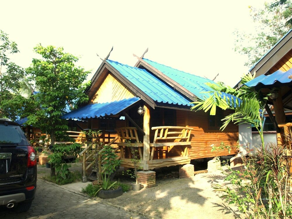 Фото Suandarbporn Resort Mae Sot