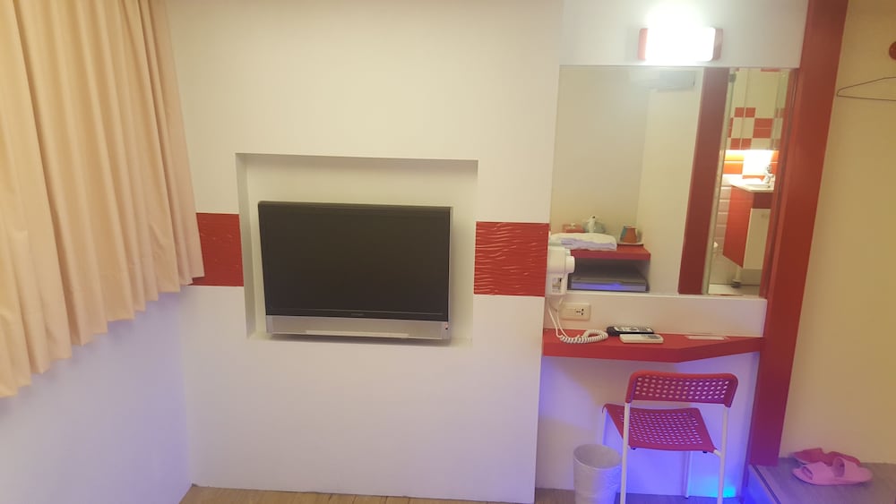 Фото Honey Prince Hotel