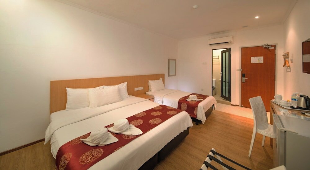 Фото 1 Million Hotel