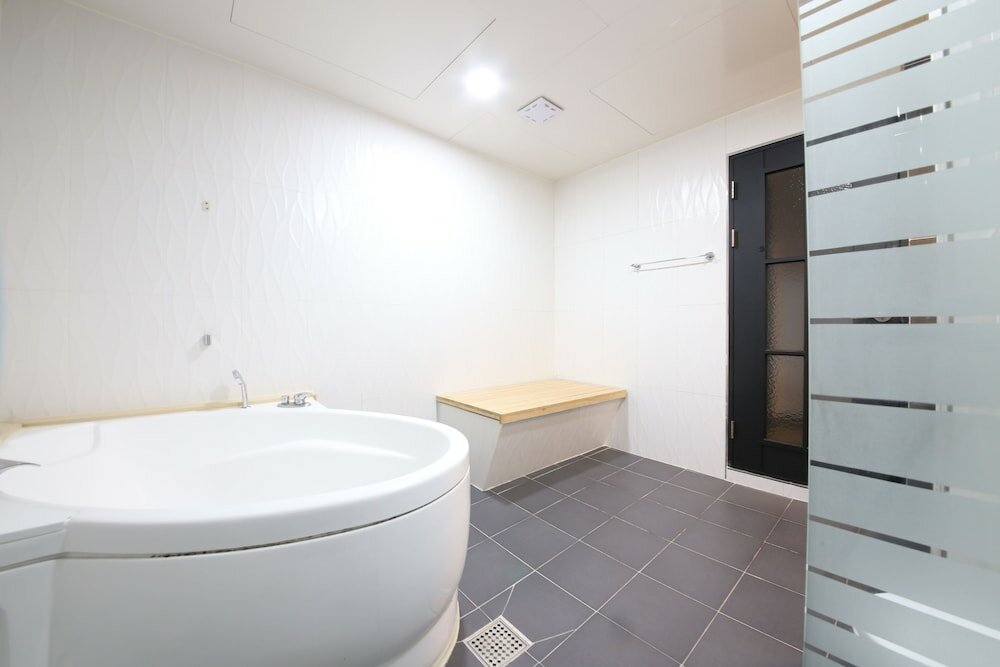 Фото Yangsan Bukbudong Insta Hotel