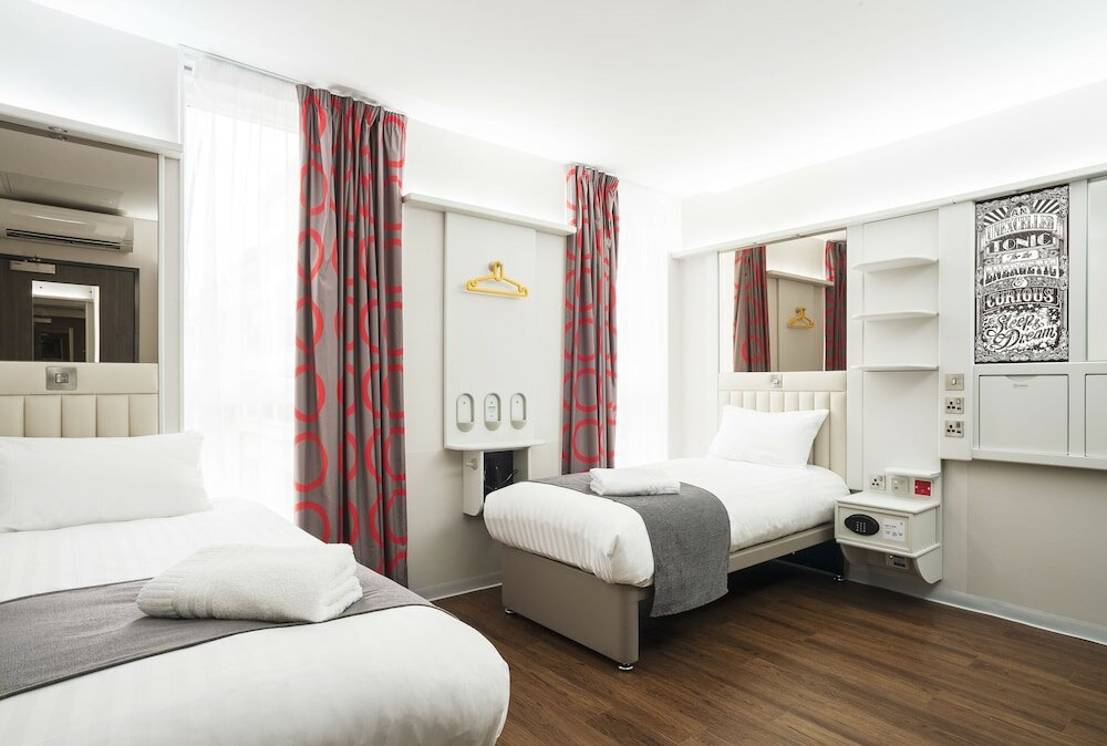 Фото Point A Hotel London Shoreditch
