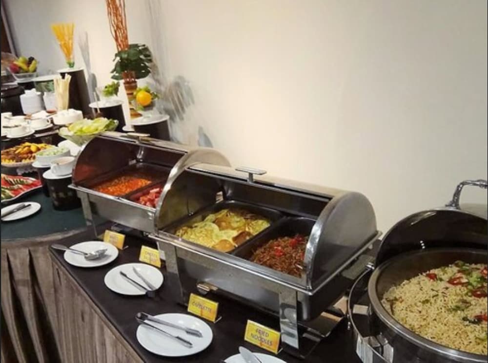 Фото Hotel Zambuger Wira Kuala Lumpur