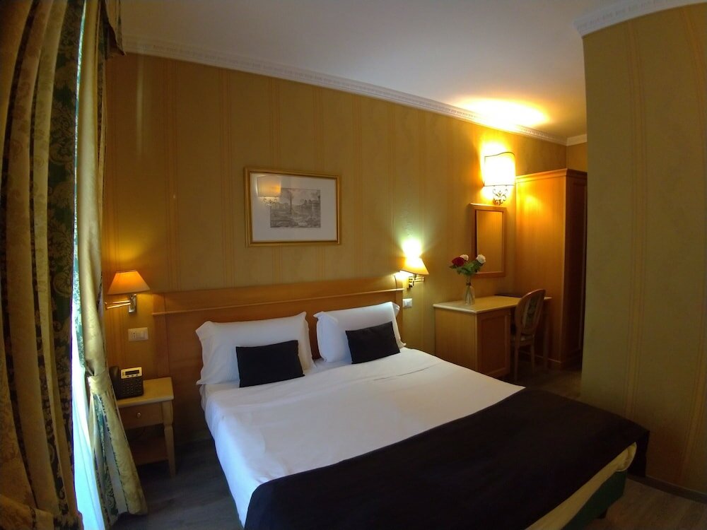 Фото 192707271105