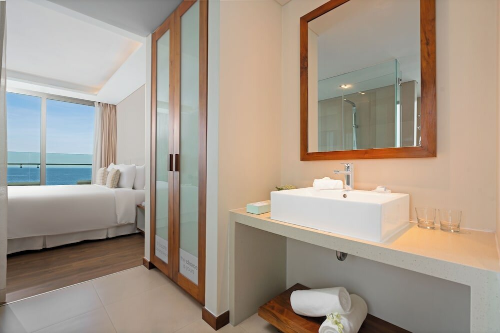 Фото A La Carte Da Nang Beach