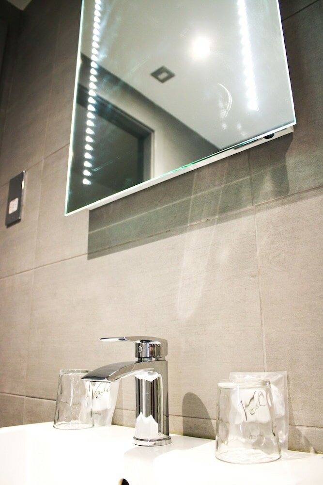 Фото Brunswick Merchant City Hotel