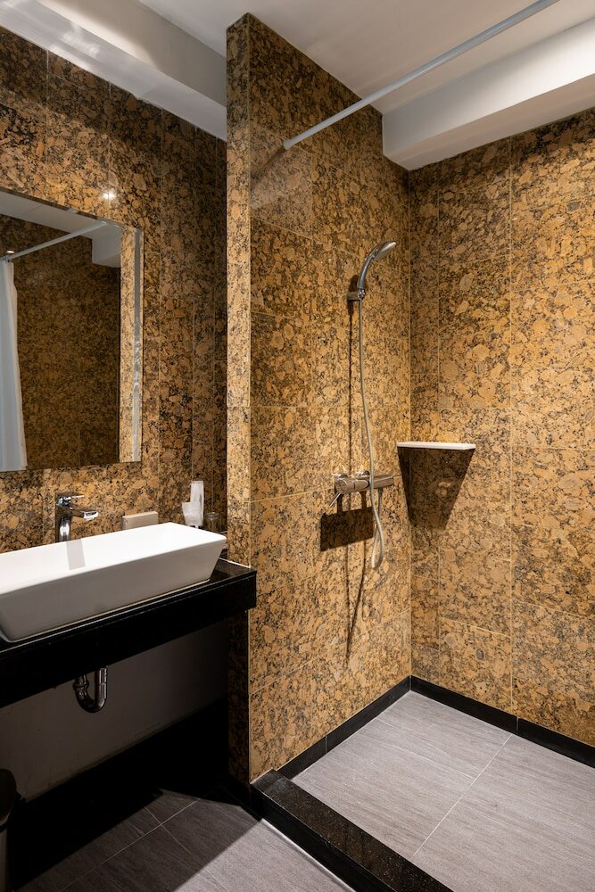 Фото Sukhothai Hotel and Residence