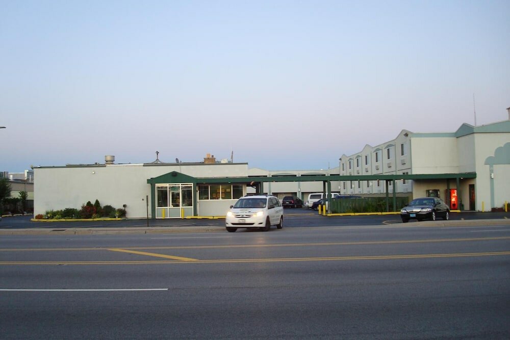 Фото O'Hare Inn & Suites