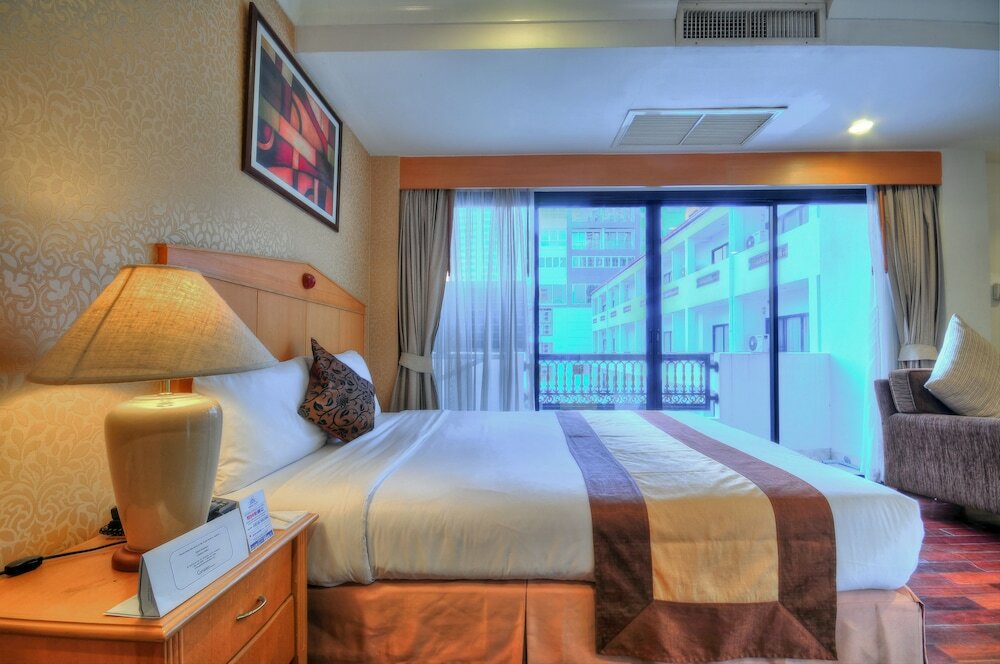 Фото Admiral Suite Serviced Apartment Hotel Sukhumvit