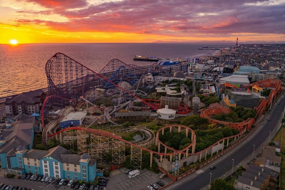 Фото Big Blue Hotel