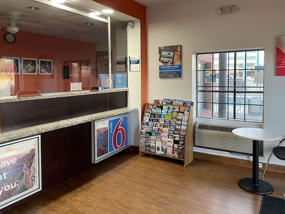 Фото Motel 6 Houston, Tx - Brookhollow