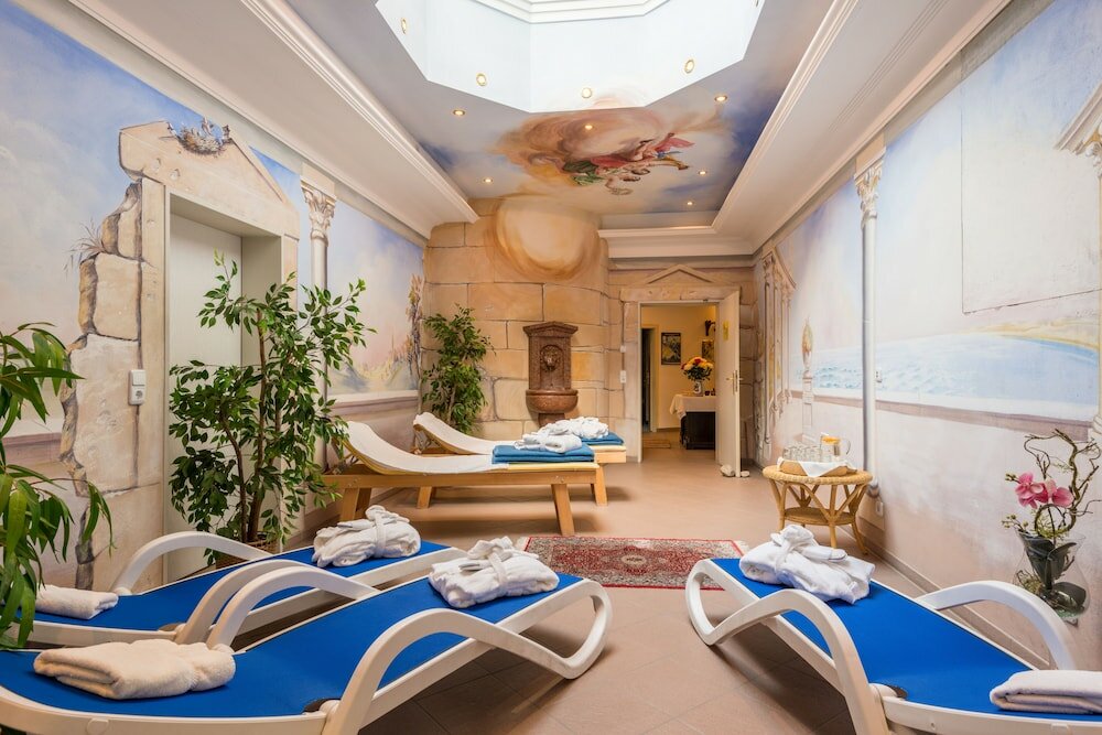 Фото Hotel Rheinischer Hof