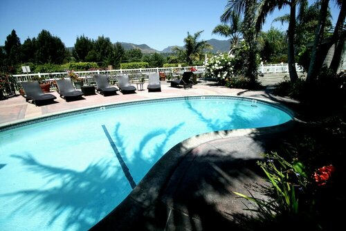 Внешний вид отеля Malibu Country Inn в Малибу, фото 1