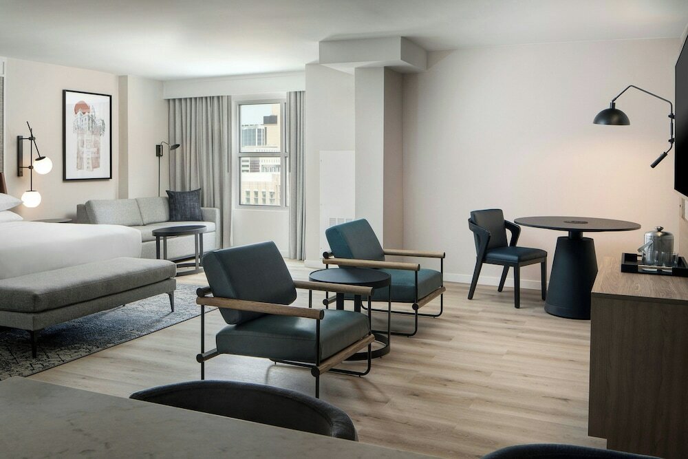 Фото Sheraton Fort Worth Downtown Hotel