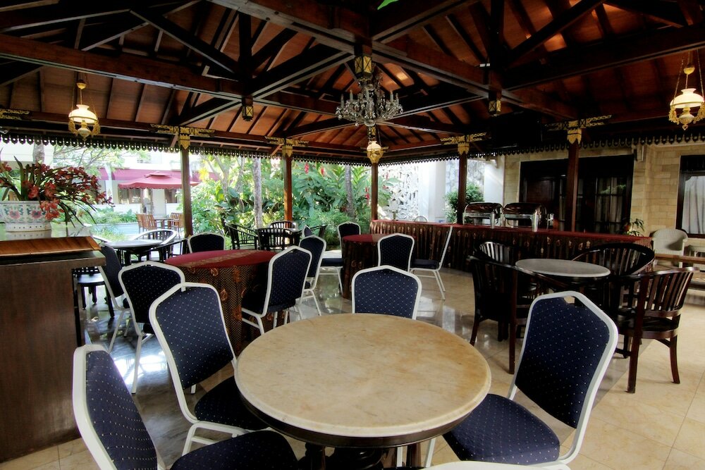 Фото Hotel Indah Palace Yogyakarta