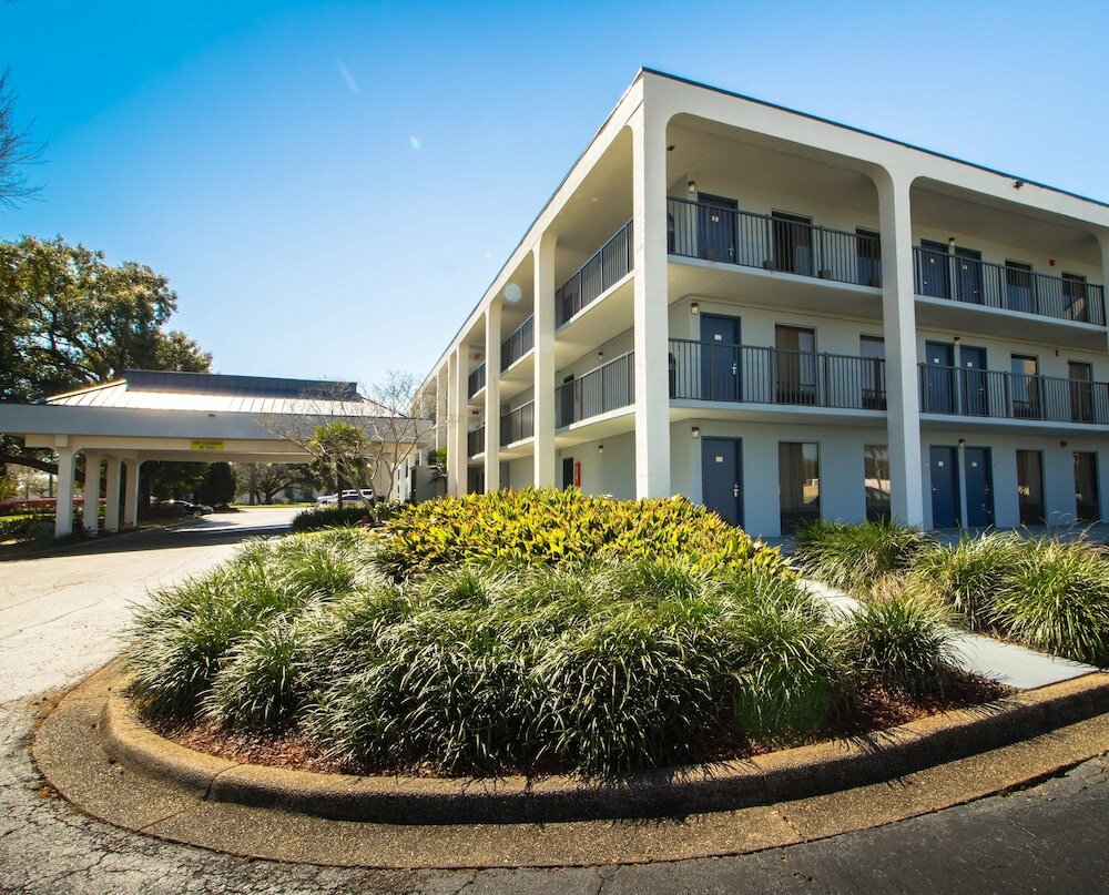 Фото Sweet Dream Inn University Park