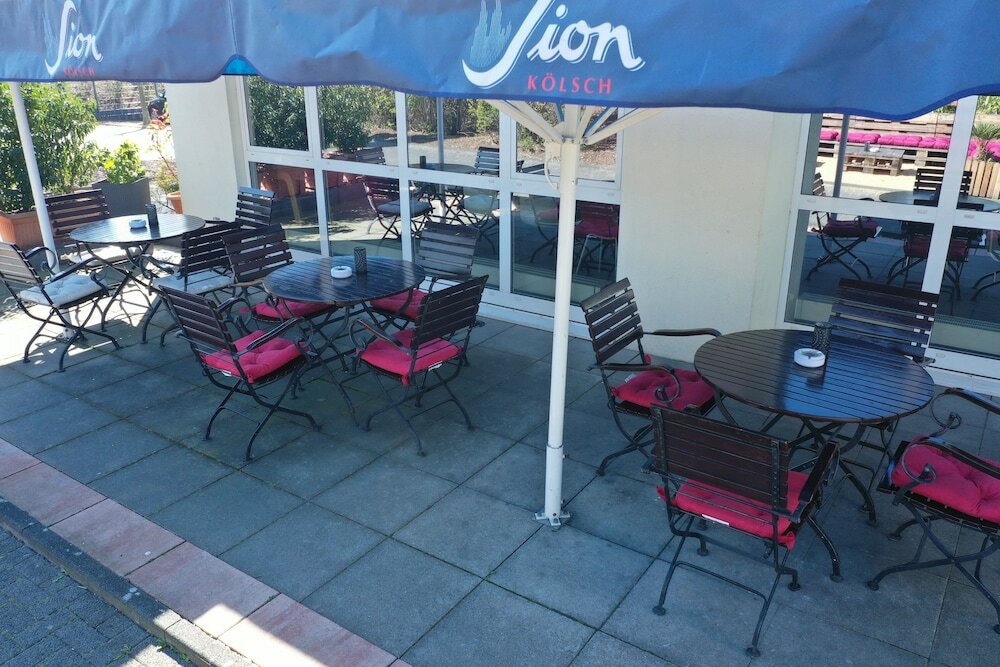 Фото ibis Köln Airport