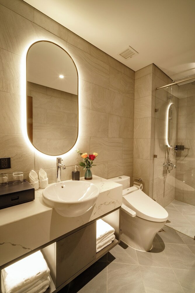 Фото Nhat Ha Lavish Hotel