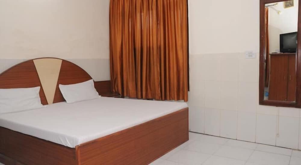 Фото Hotel Surya Palace