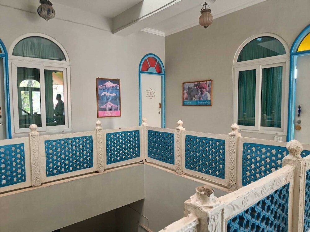 Фото Maya Hotel & Restaurant