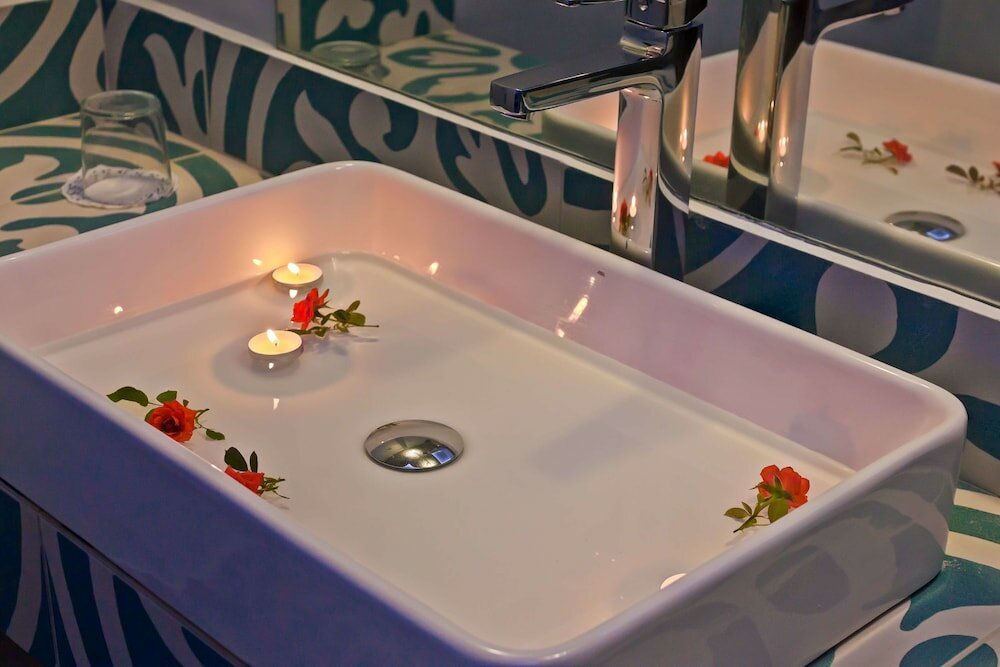 Фото Royal Marmin Bay Boutique & Art Hotel