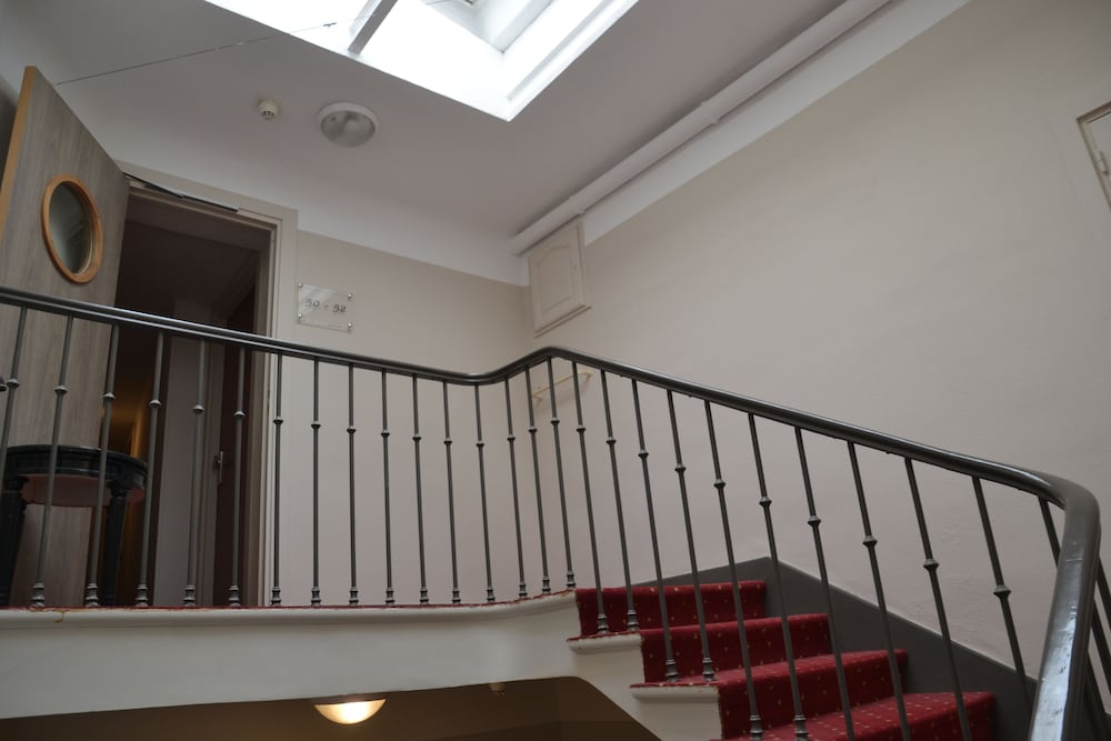 Фото Hotel Saint Ferreol