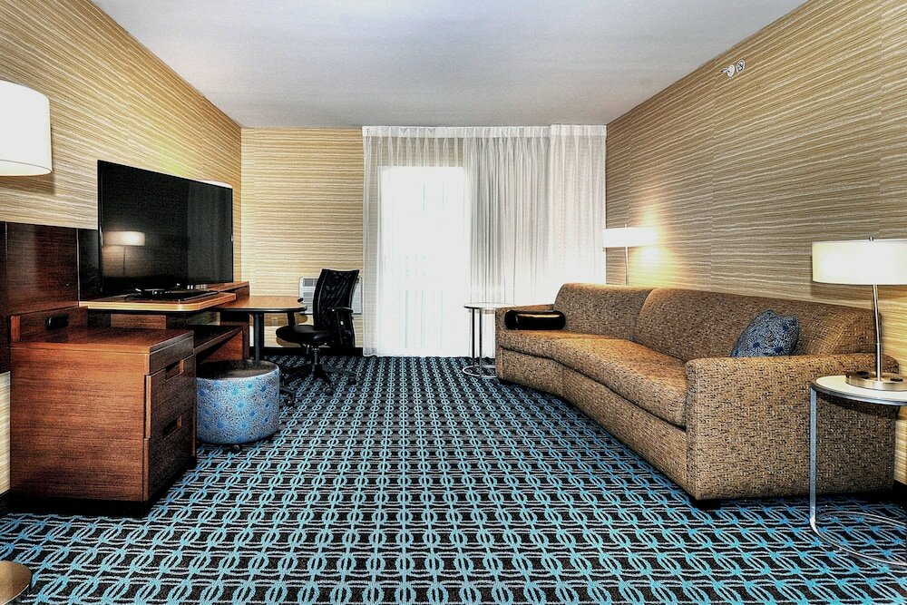 Фото Fairfield Inn & Suites Los Angeles Rosemead