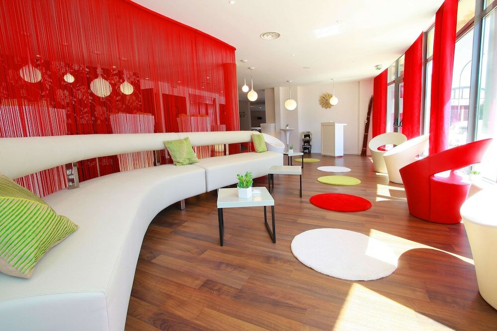 Фото Kyriad Charleville Mezieres