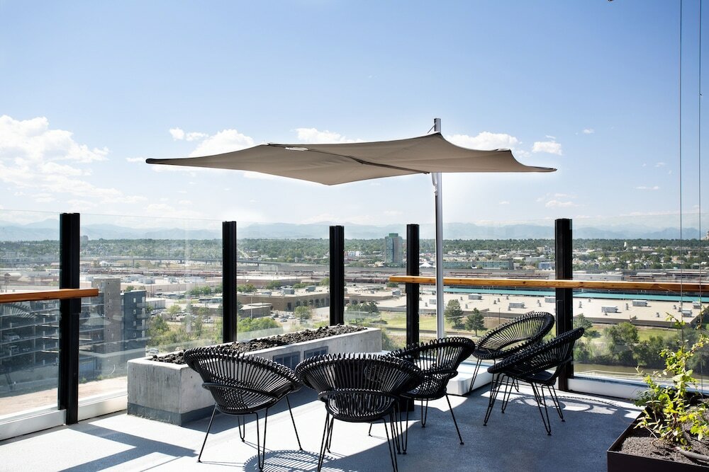 Фото The Source Hotel