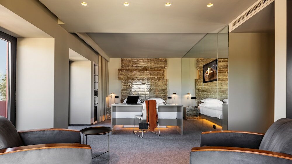 Фото Vitória Stone Hotel