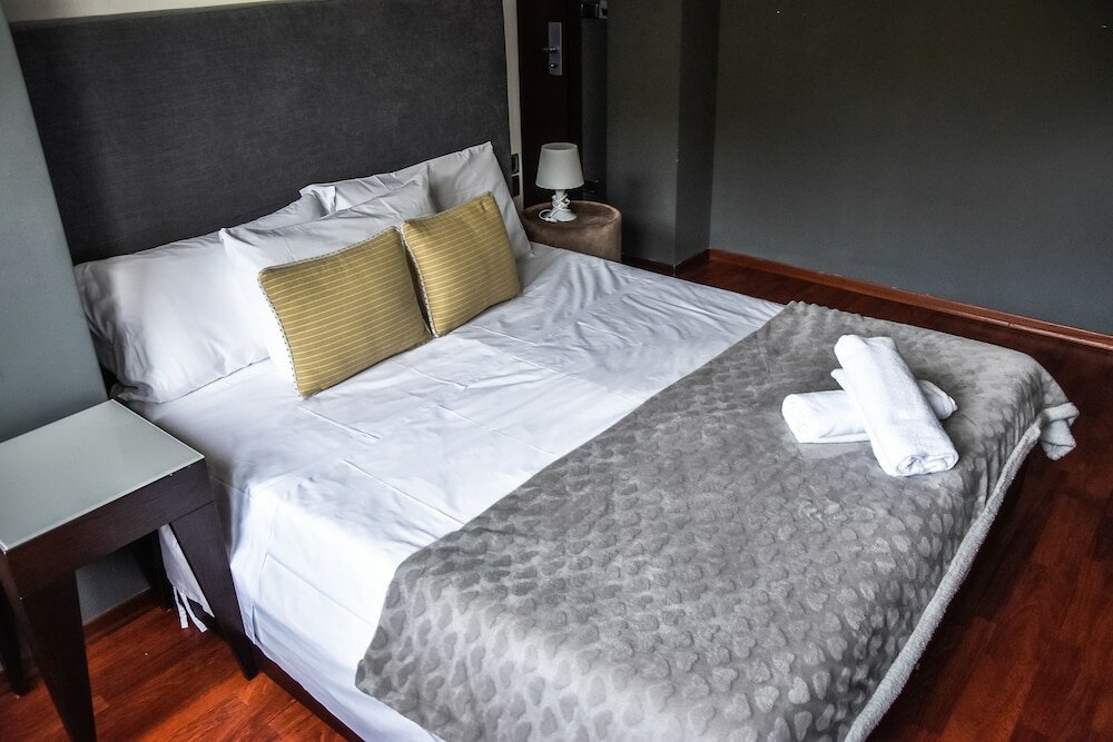 Фото Aston Hotel