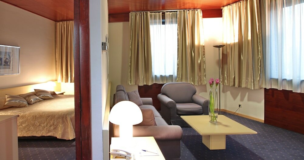 Фото Slavija Garni