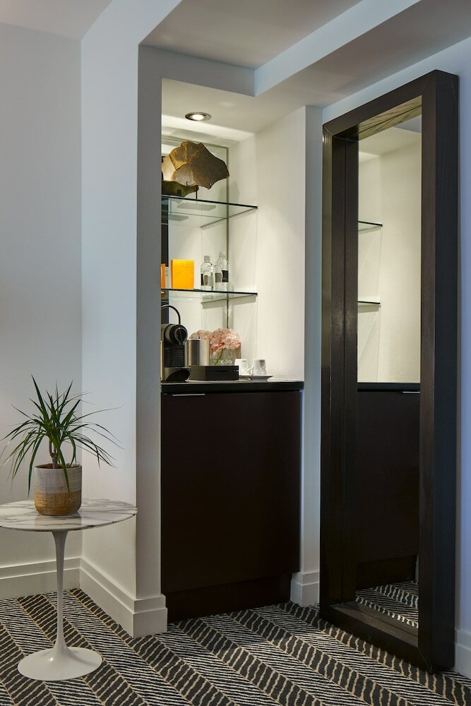 Фото The Dupont Circle Hotel