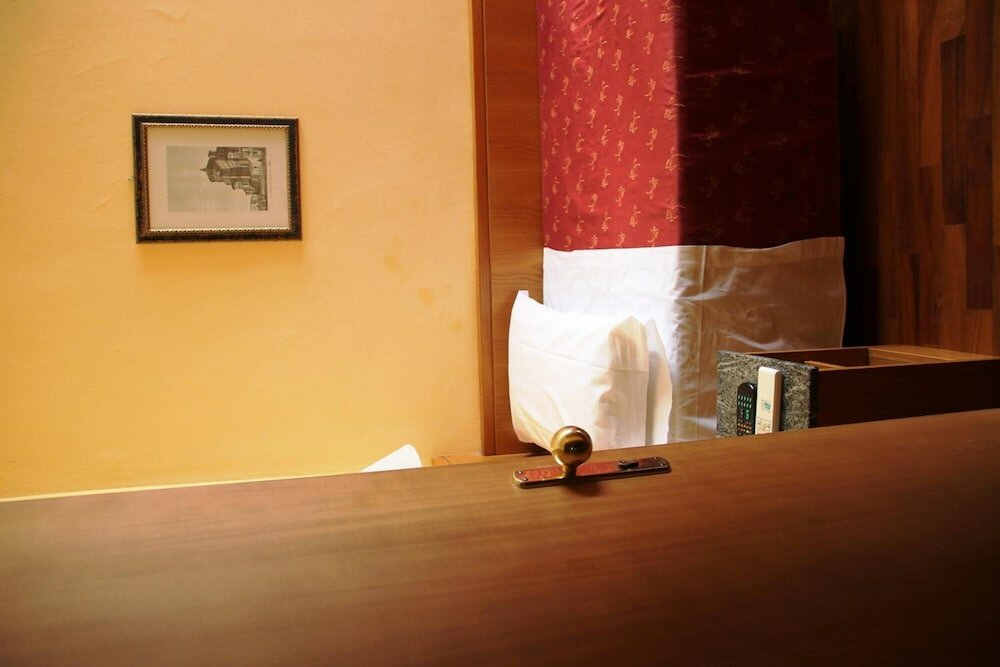 Фото Hotel Vecchia Milano