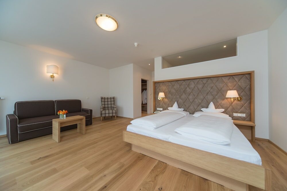 Фото Park Hotel Bellevue