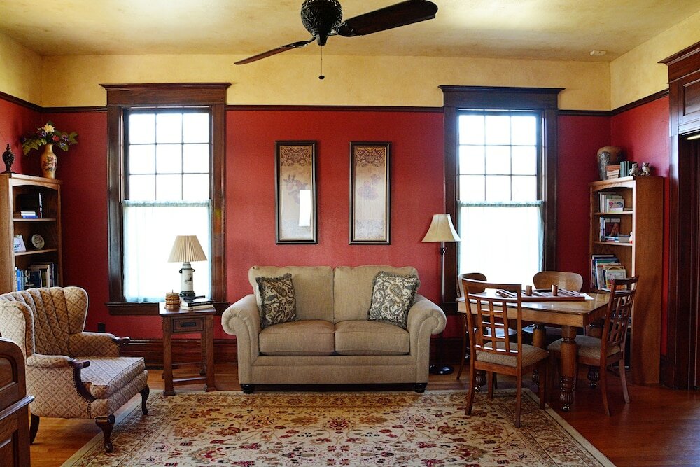 Фото Iron Horse Inn