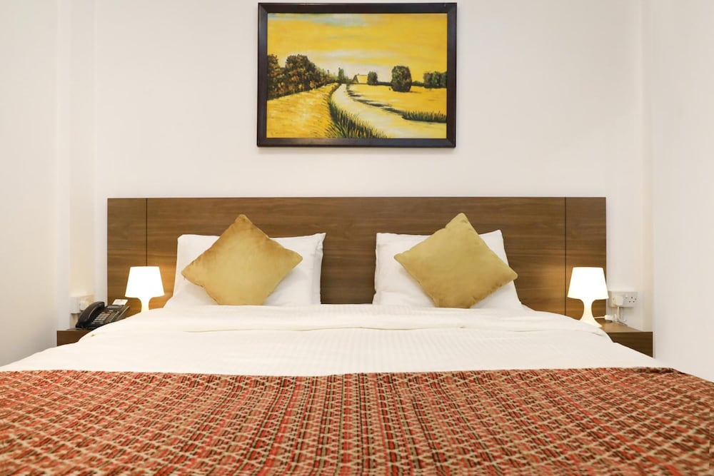 Фото LaVilla Hotel