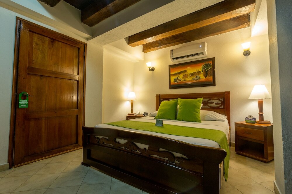 Фото Hotel Don Pedro de Heredia