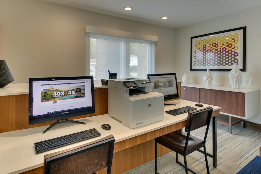 Фото Holiday Inn Express & Suites Ithaca, an Ihg Hotel