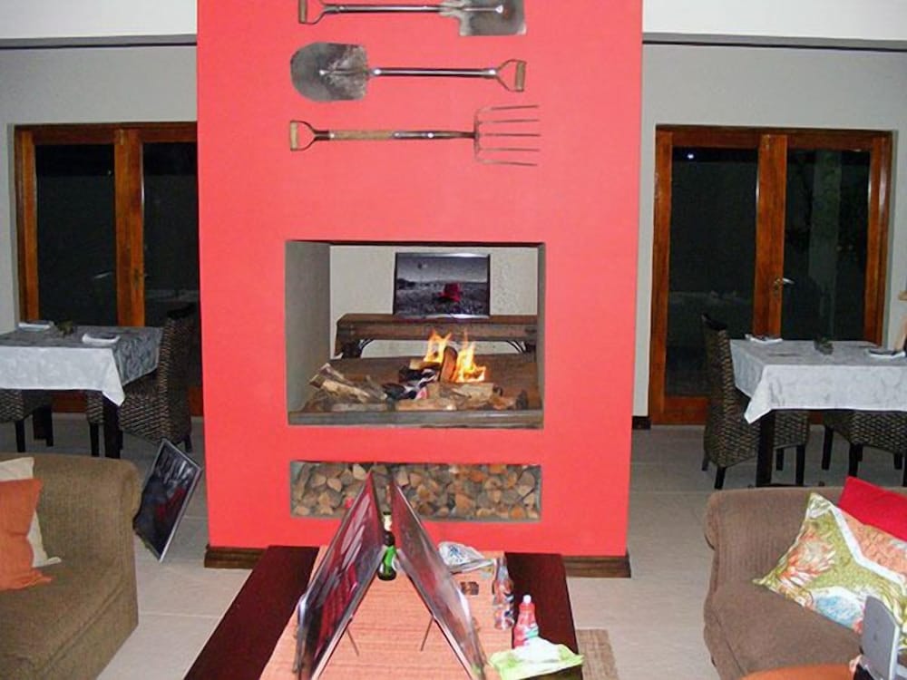 Фото Karoo Sun Boutique Guest House