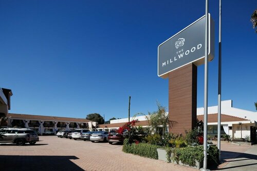 Гостиница The Millwood - A Boutique Hotel в Милбро